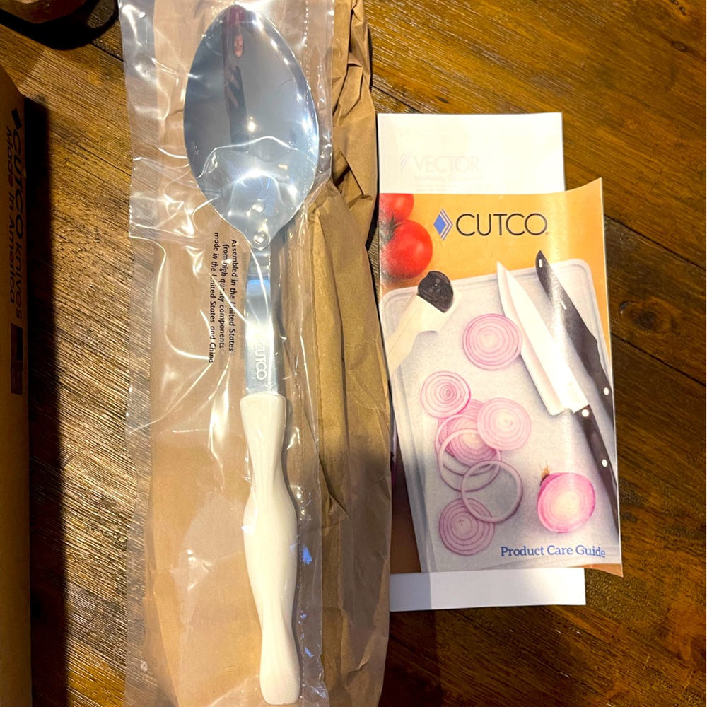 BRAND NEW Cutco Basting Spoon with pearl handle